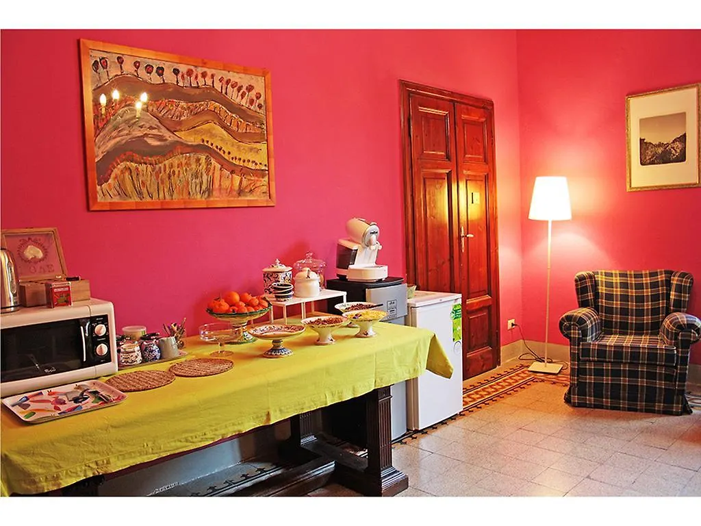 Borgo Largo 51 Bed & Breakfast Pisa Italy