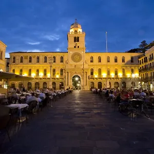 *** Couette-café Diamantino Town House Italie